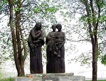 Памятник жертвам Хорола